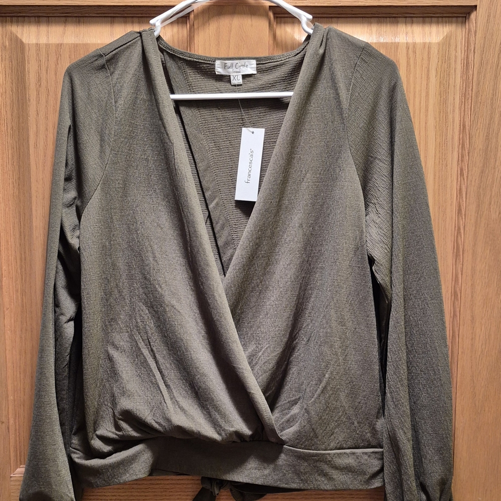 NEW Full Circle Women's Size XL Olive Green Wrap Top